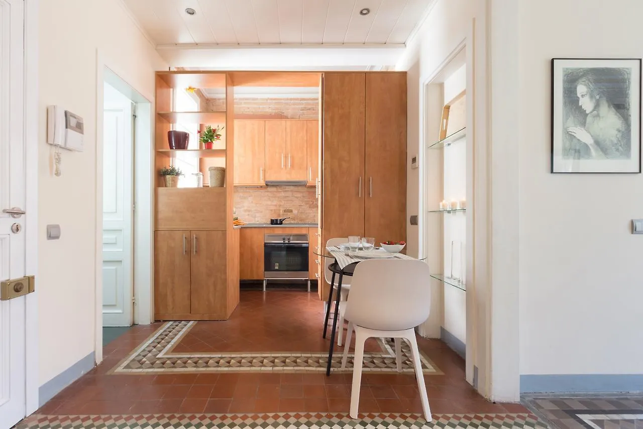 Montaber Apartment - Gran Via - Rocafort Barcelona Spain