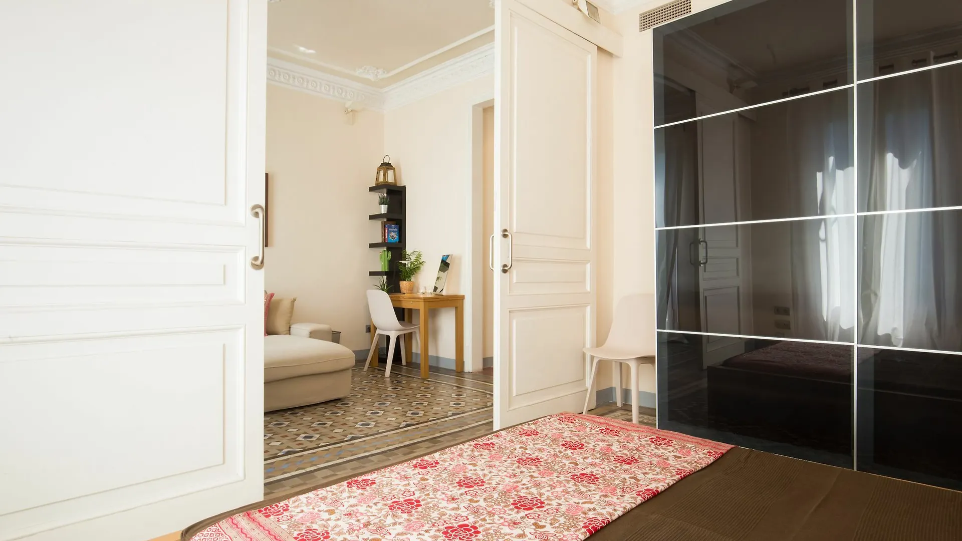 Montaber Apartment - Gran Via - Rocafort Barcelona