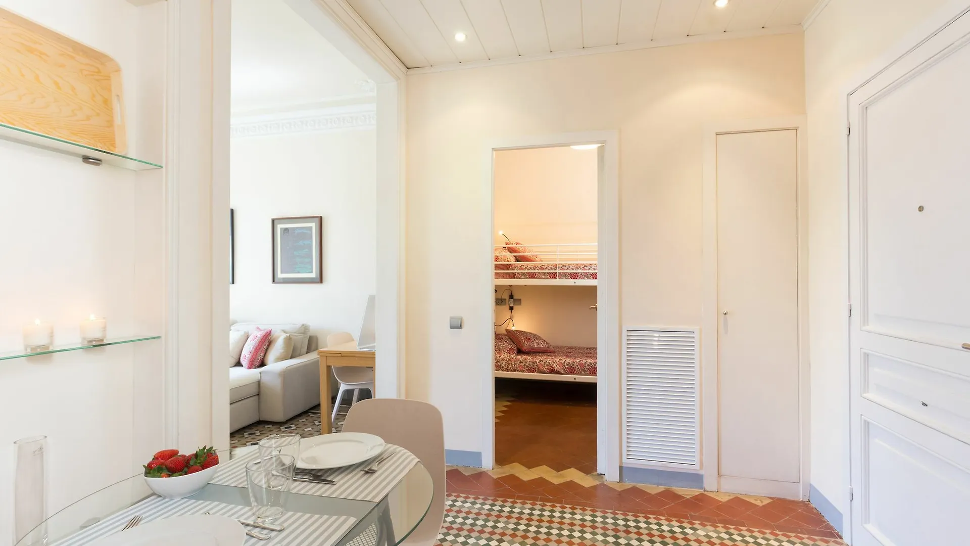 Montaber Apartment - Gran Via - Rocafort Barcelona Spain