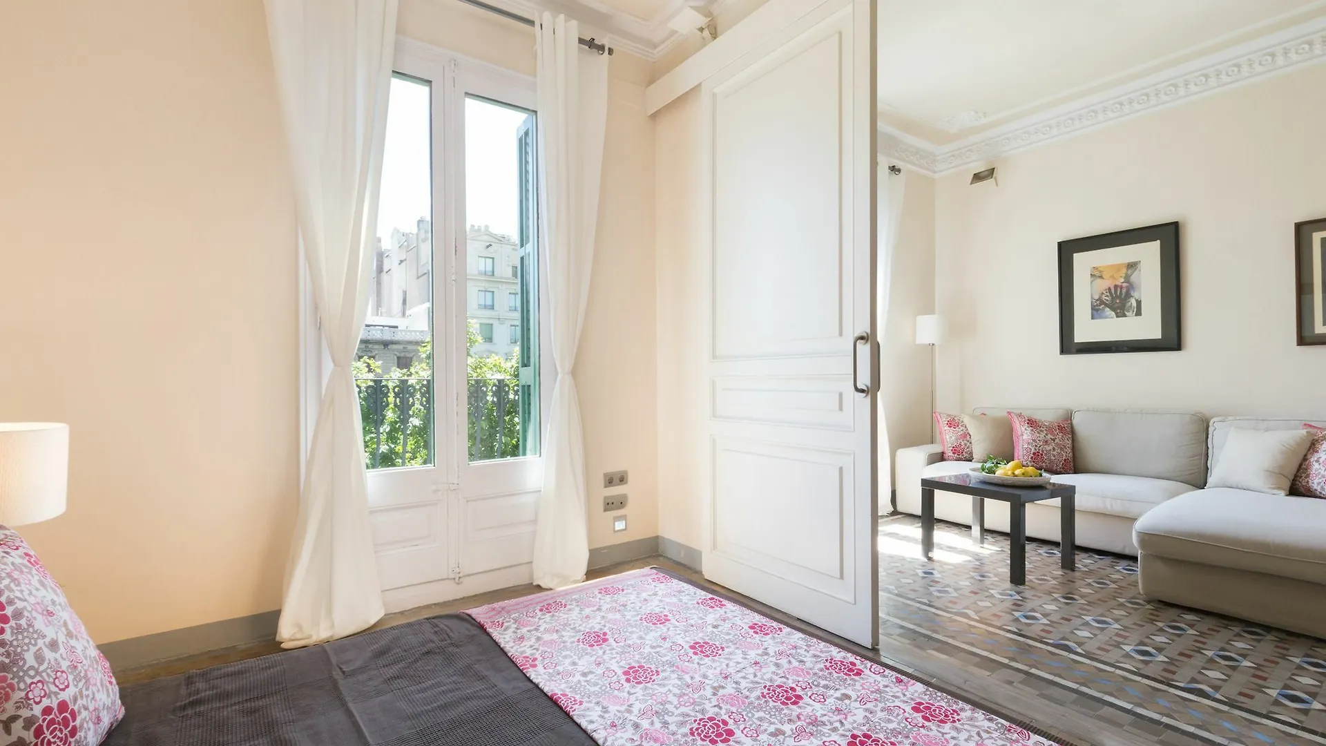 Montaber Apartment - Gran Via - Rocafort Barcelona 0*,