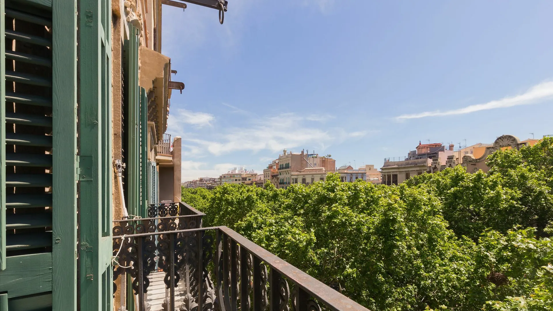 Montaber Apartment - Gran Via - Rocafort Barcelona Spain